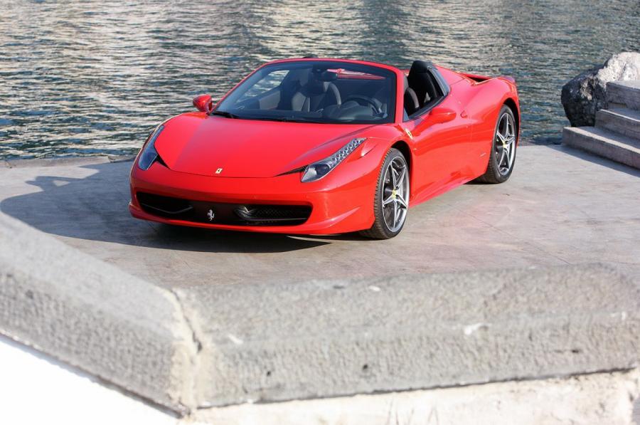  Ferrari 458 Spider 2012 года  (фото 123 из 136)
